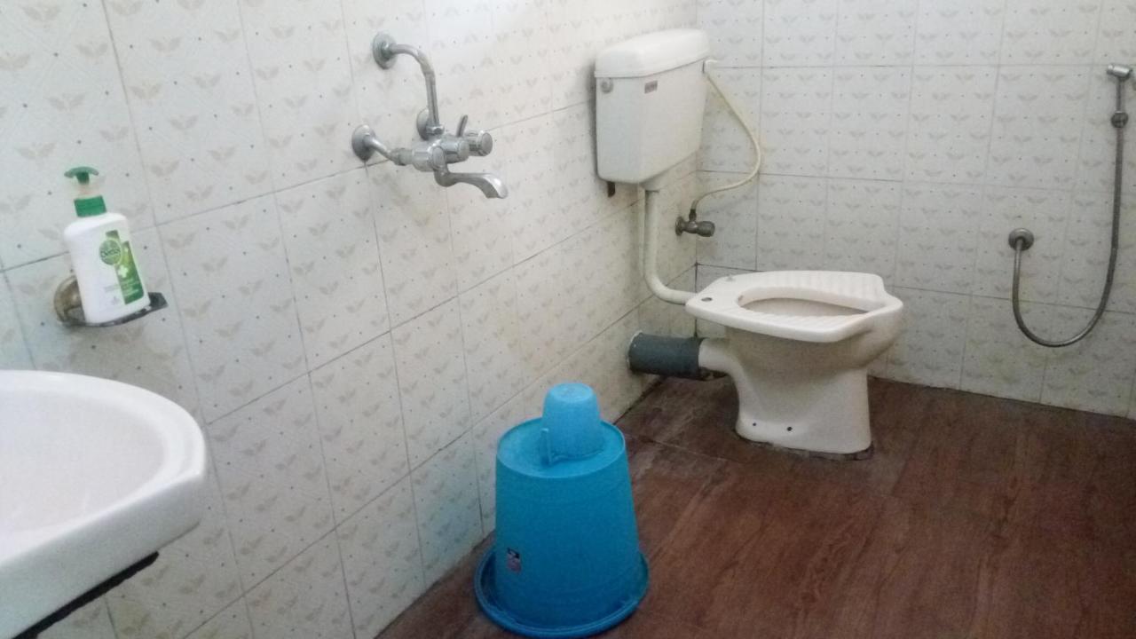 Hotel Sarang Lodge 潘韦尔 外观 照片